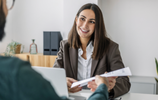 How the Best LegalTech Companies Win Top Sales Talent Before the Offer Is Ever Sent 2 recuiter in finance